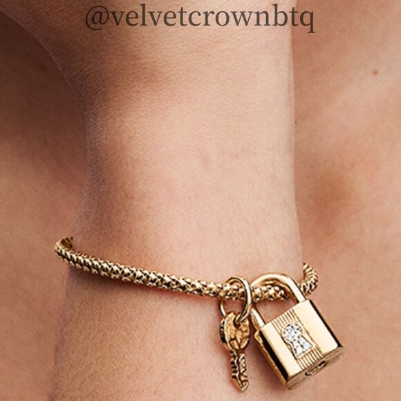 Pandora Padlock & Key Dangle Charm - Picture 5 of 5